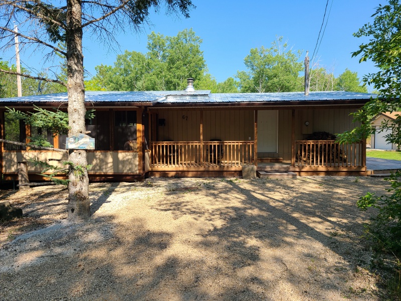 67 & 69 Riverside Parkway John Angus Realty